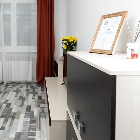 Old Deluxe - River View ! Boekarest