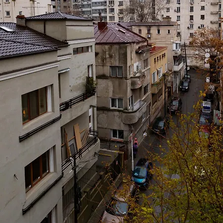 Old Deluxe - River View ! Appartement