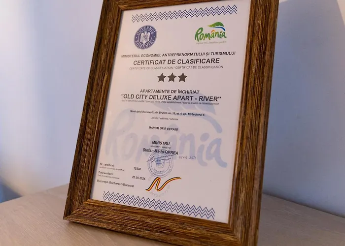 Old Deluxe - River View ! Bucureşti