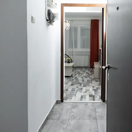 Old Deluxe - River View ! Apartamento