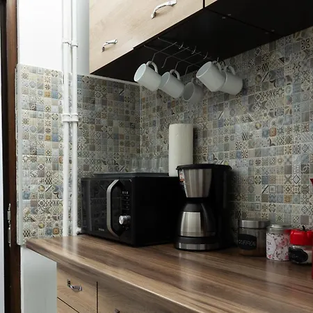 Old Deluxe - River View ! Bucarest