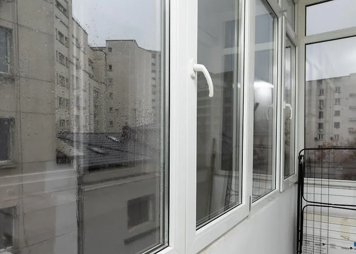 Old Deluxe - River View ! *